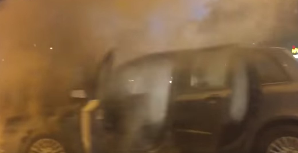 Migranti palili automobile na Malti