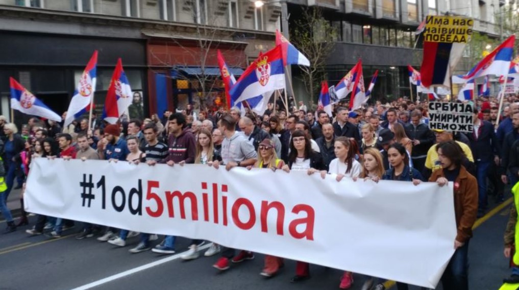 "1 od 5 miliona": Cilj nije bio upad, već kucanje na vrata Skupštine