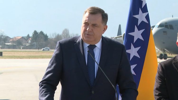 Dodik: „Realno da se Srpska ujedini sa Srbijom“