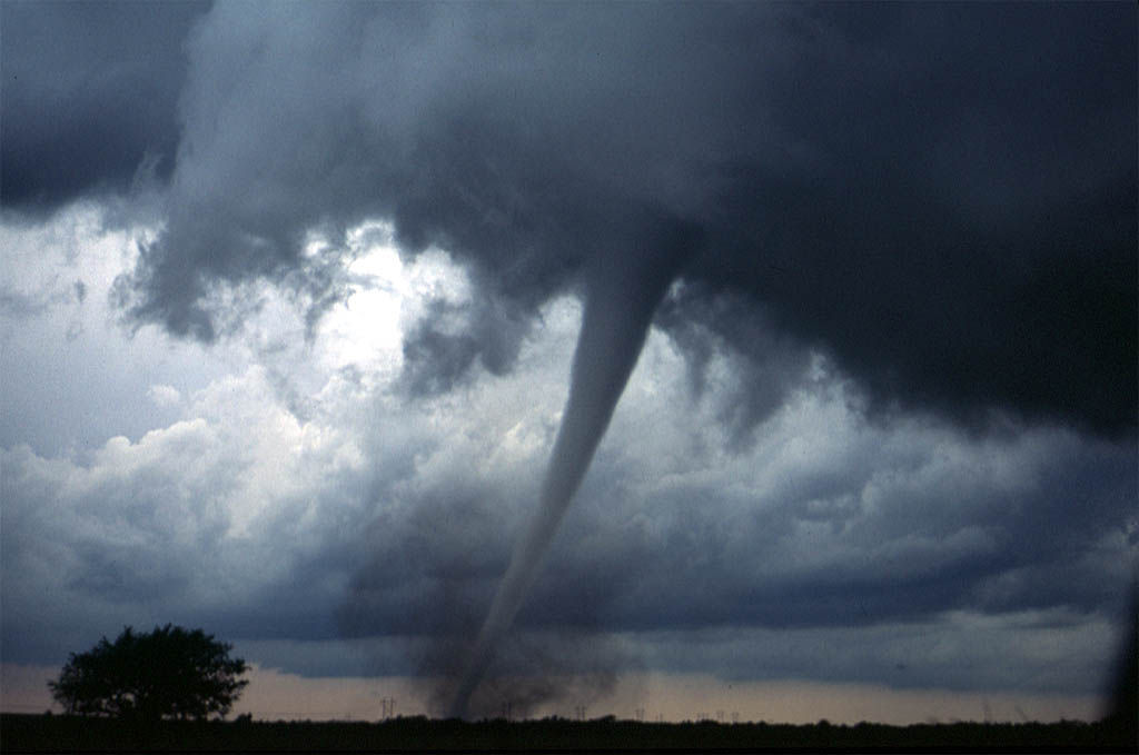 Tornado u Češkoj napravio pustoš