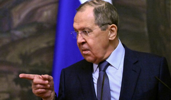 Lavrov: „ NATO je uključen u rat protiv Rusije“