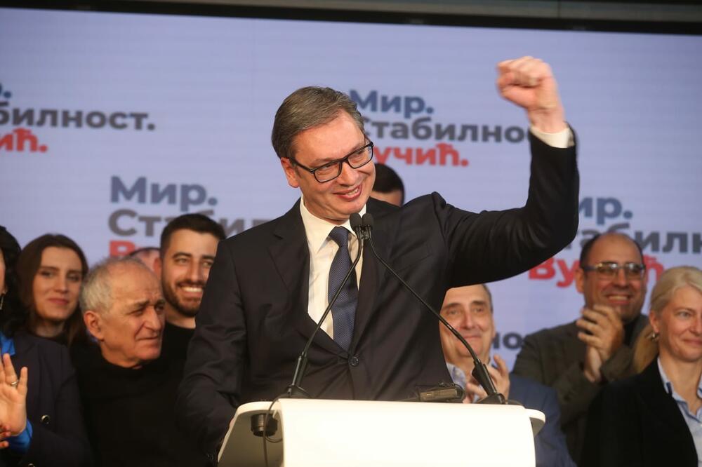 Vučić proglasio pobedu na izborima