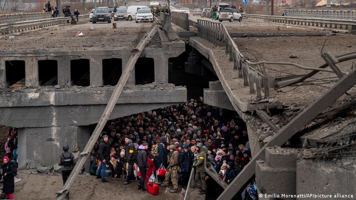 Iz Ukrajine evakuisano 18 000 ljudi za 24 sata