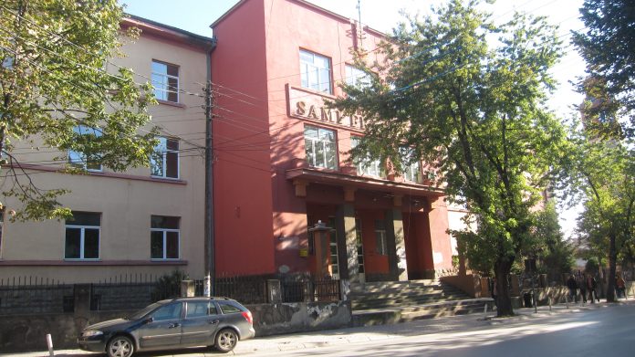 shkolla