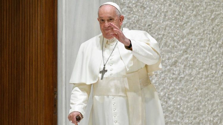 Papa Franja: Rat u Ukrajini vode interesi  nekoliko „carstava“