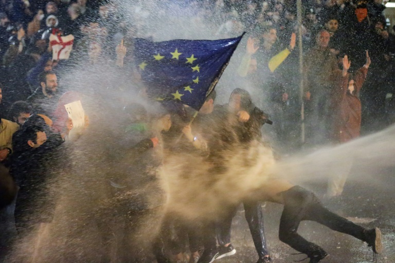 Veliki protesti u Gruziji