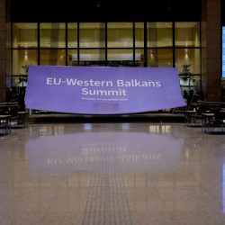 Zahtev za  ukidanje sankcija Kosovu