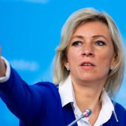 Zaharova: „Zapad ucenjuje Srbiju“