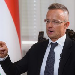 Mađarska – obustavite isporuku oružja Ukrajini