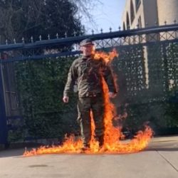 Zapalio se vojnik u Vašingtonu